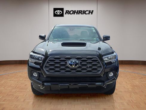 Used 2021 Toyota Tacoma TRD Sport w/ Technology Package image 1