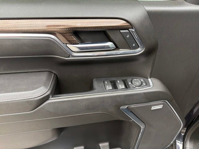 Used 2023 Chevrolet Silverado 1500 LT Trail Boss w/ Convenience Package II AWD/4WD image 22