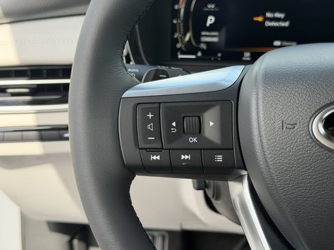 New 2027 INFINITI QX60 Luxe FWD image 32