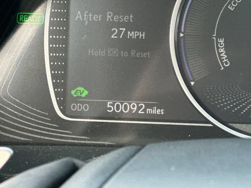 Used 2022 Lexus ES 300h w/ Premium Package FWD image 30
