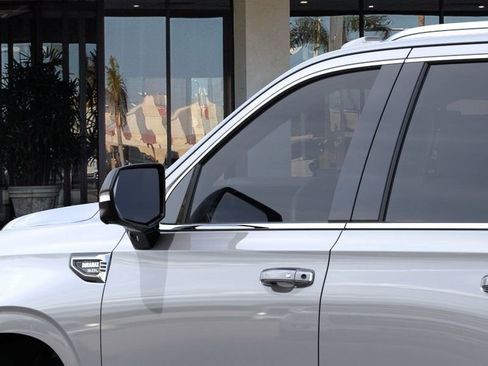 New 2026 GMC Yukon Elevation AWD/4WD image 13