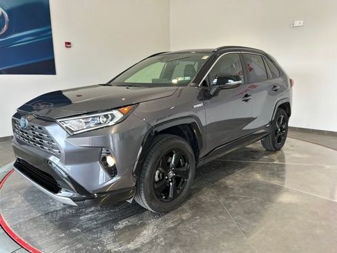 Used 2019 Toyota RAV4 XSE w/ All Weather Liner Package AWD/4WD image 2