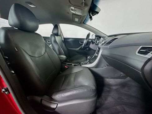 Used 2016 Hyundai Elantra Limited image 30