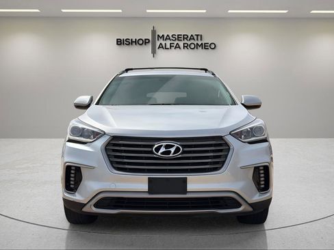 Used 2019 Hyundai Santa Fe XL SE image 2