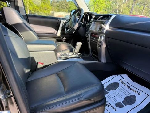 Used 2012 Toyota 4Runner Limited RWD image 8