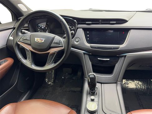 Used 2021 Cadillac XT5 Premium Luxury image 56