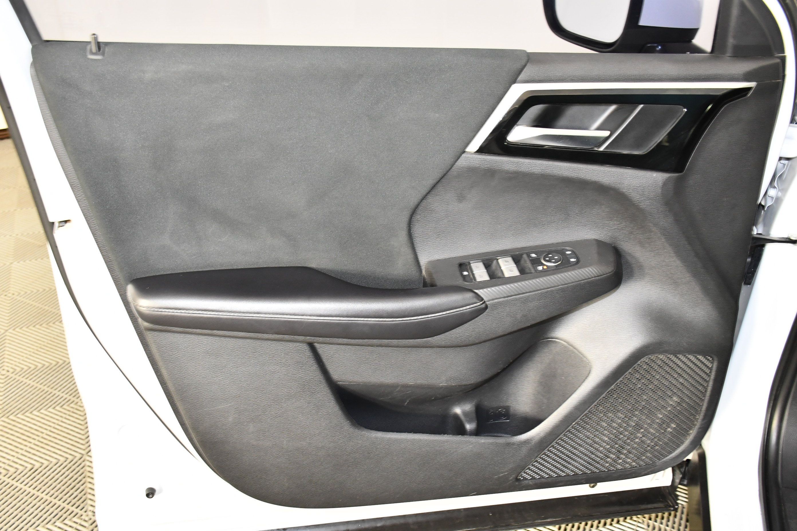 Used 2022 Mitsubishi Outlander ES AWD/4WD image 25