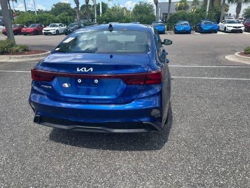 Used 2023 Kia Forte LXS w/ LXS Technology Package FWD image 12