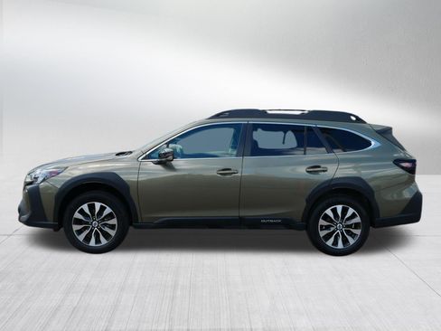 Used 2023 Subaru Outback Limited AWD/4WD image 4
