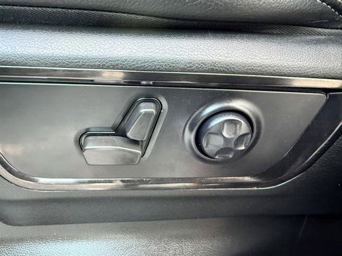 Used 2022 RAM 1500 Limited AWD/4WD image 30