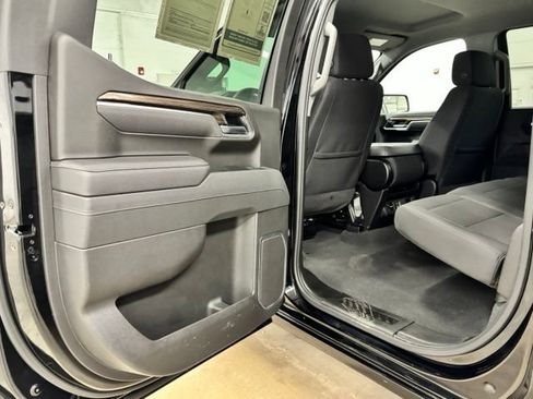 Used 2026 Chevrolet Silverado 1500 RST AWD/4WD image 18