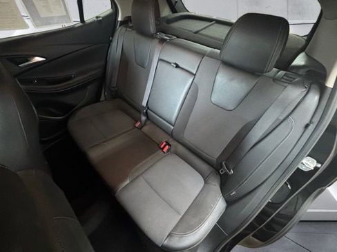 Used 2020 Buick Encore GX Select image 19