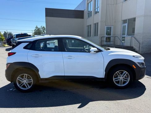 Certified 2023 Hyundai Kona SE AWD/4WD image 2