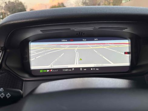 Used 2018 Land Rover Range Rover Velar R-Dynamic SE image 55