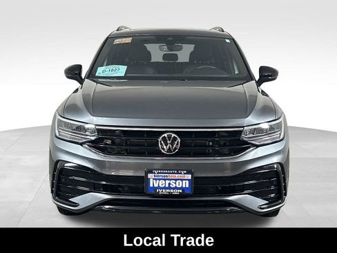 Used 2022 Volkswagen Tiguan SE R-Line AWD/4WD image 3