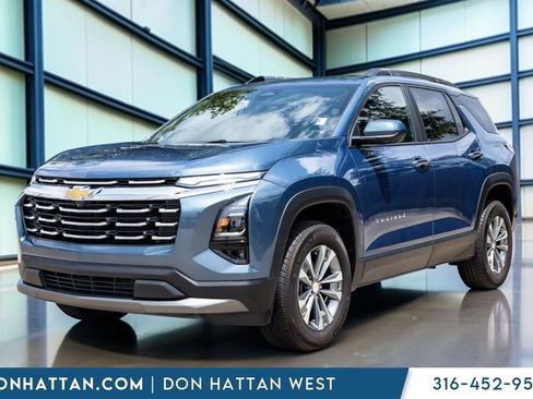 Used 2025 Chevrolet Equinox LT w/ Convenience Package II AWD/4WD image 19