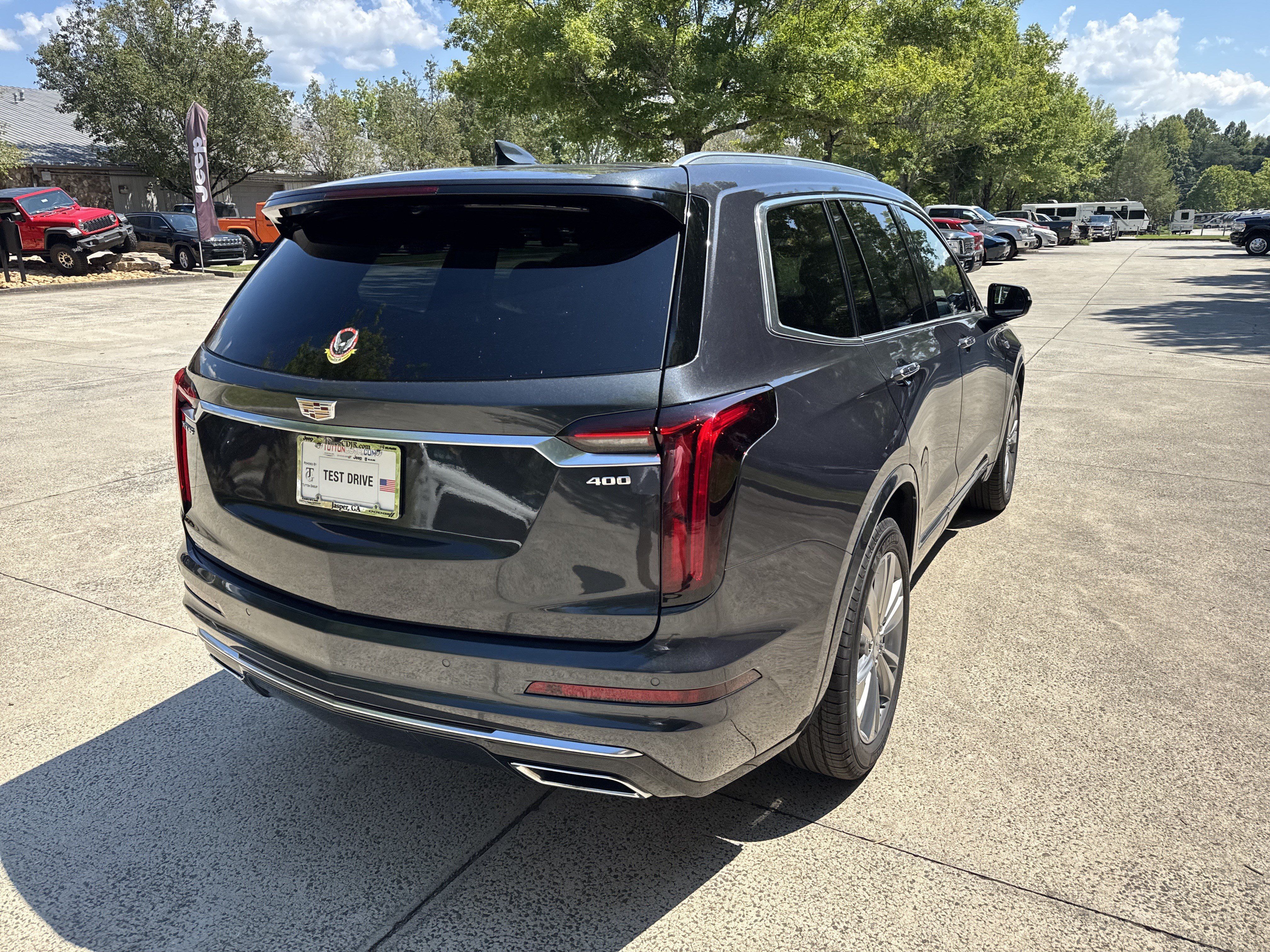 Used 2023 Cadillac XT6 Premium Luxury FWD image 6