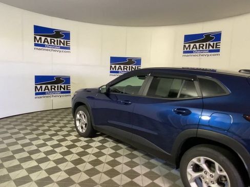 Used 2024 Chevrolet Trax LS w/ LS Convenience Package FWD image 8
