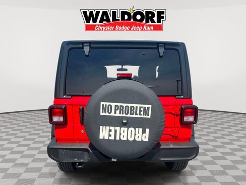 Used 2019 Jeep Wrangler Sport image 5