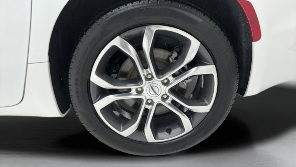 Used 2024 Chrysler Pacifica Pinnacle AWD/4WD image 8
