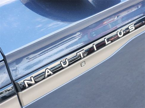 Used 2024 Lincoln Nautilus Black Label AWD/4WD image 10