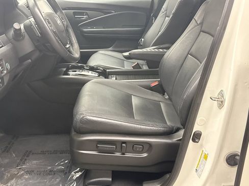 Used 2018 Honda Pilot Elite image 11