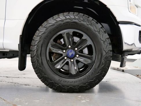 Used 2017 Ford F150 XLT w/ Trailer Tow Package AWD/4WD image 37