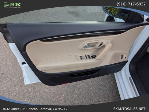 Used 2017 Volkswagen CC R-Line Executive image 27