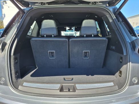 Used 2024 Cadillac XT6 Premium Luxury image 27