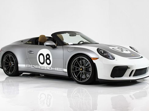 Used 2019 Porsche 911 Speedster RWD image 14