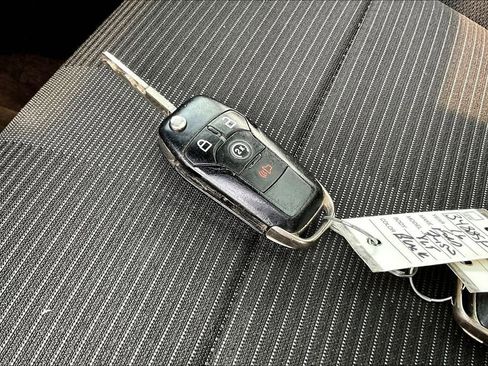 Used 2016 Ford F150 XLT w/ Equipment Group 302A Luxury AWD/4WD image 37