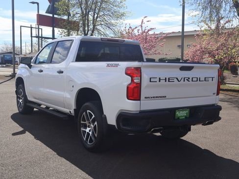 Used 2020 Chevrolet Silverado 1500 LT Trail Boss AWD/4WD image 5