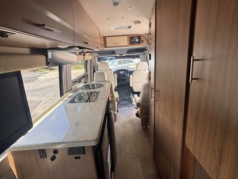 Used 2015 Mercedes-Benz Sprinter 3500 image 33