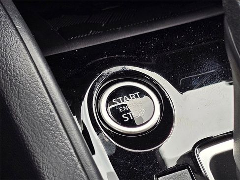 New 2025 Nissan Versa SV w/ Trunk Package image 11