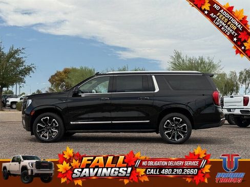 Used 2024 GMC Yukon XL SLT w/ SLT Luxury Package AWD/4WD image 8