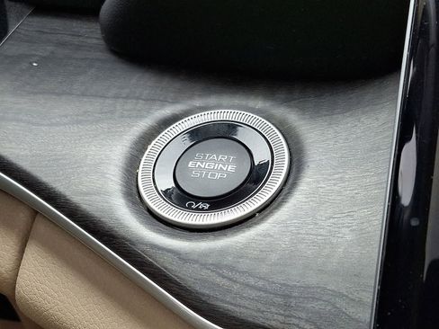 Used 2021 Jeep Grand Cherokee L Limited image 23