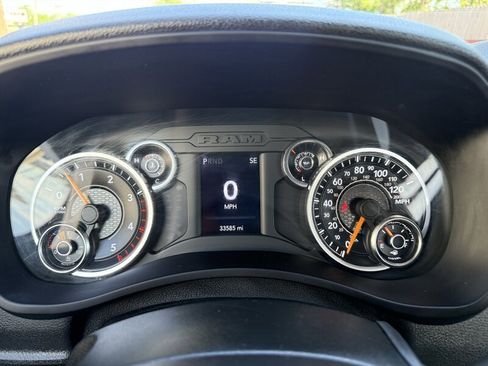 Used 2022 RAM 5500 Tradesman w/ Chrome Appearance Group AWD/4WD image 23