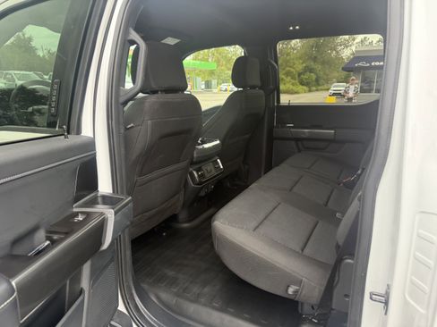 Certified 2022 Ford F150 XLT w/ Equipment Group 301A Mid image 9