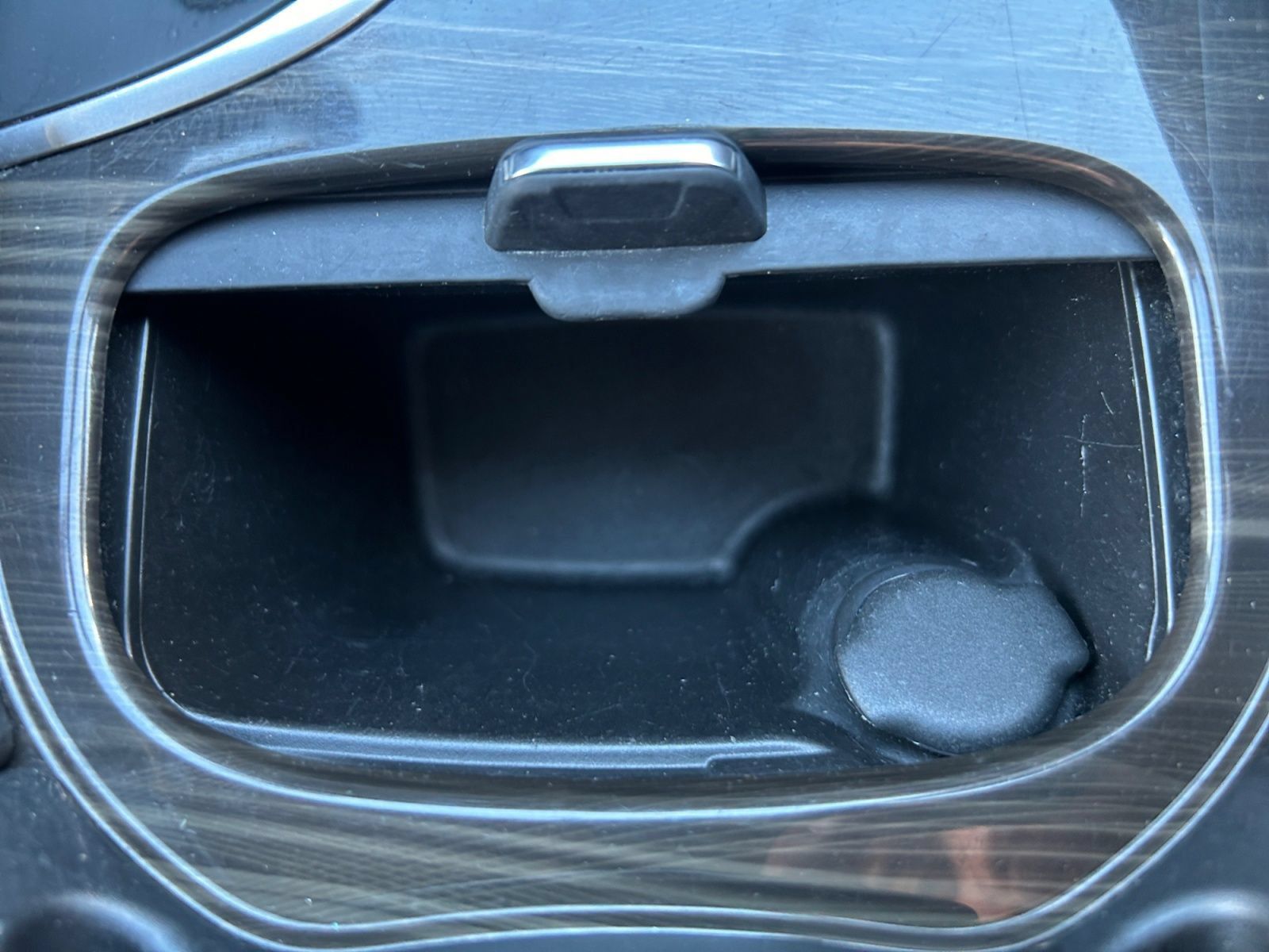 Used 2019 Buick Envision Premium AWD/4WD image 23
