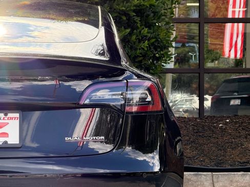 Used 2021 Tesla Model 3 Performance AWD/4WD image 15