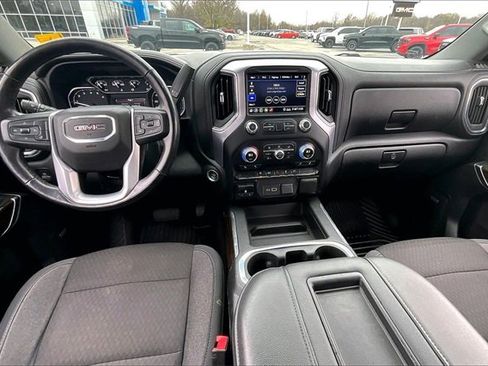 Used 2020 GMC Sierra 1500 Elevation w/ Elevation Value Package image 8