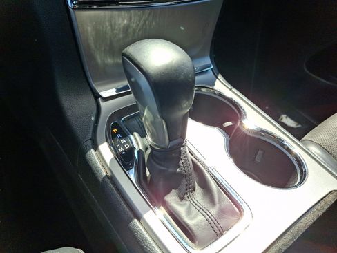 Certified 2020 Jeep Grand Cherokee Altitude AWD/4WD image 13