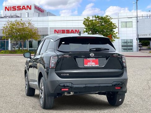 New 2026 Nissan Kicks SV w/ Charging Package image 3