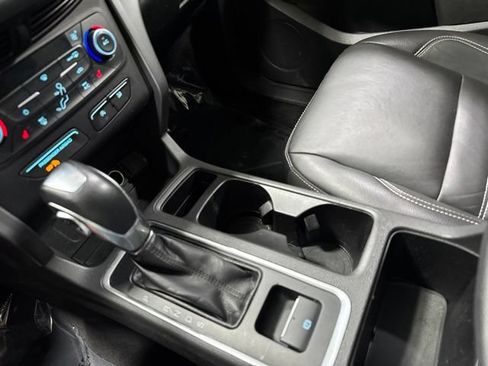 Used 2018 Ford Escape SEL FWD image 21