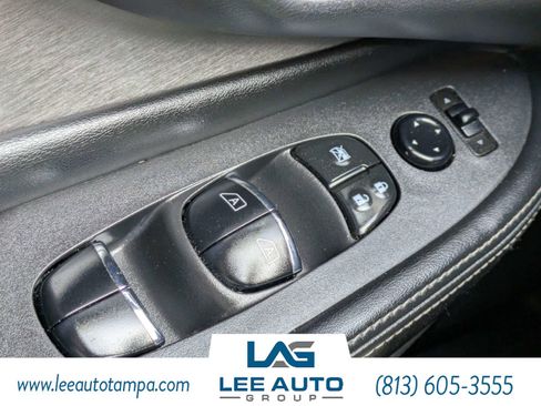 Used 2021 Nissan Murano SL w/ SL Moonroof Package FWD image 22