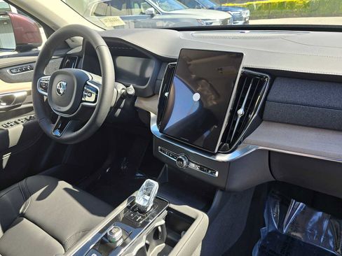 New 2026 Volvo XC90 B5 Plus w/ Protection Package AWD/4WD image 10