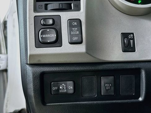 Used 2008 Toyota Tundra 2WD CrewMax image 12