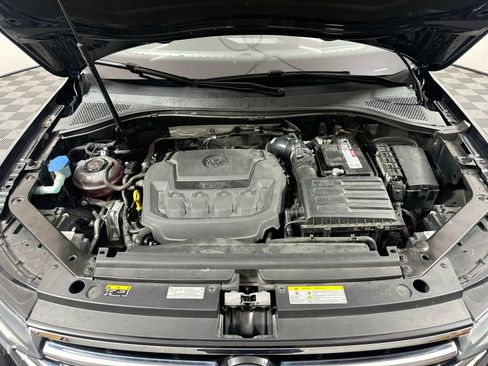 Used 2022 Volkswagen Tiguan SE FWD image 31