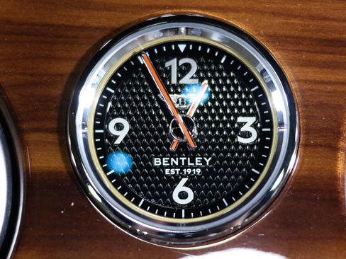 Used 2022 Bentley Continental GT Speed image 13