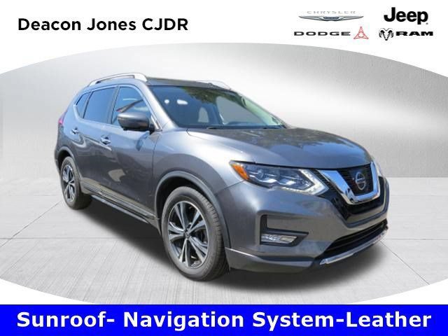Used 2017 Nissan Rogue SL w/ SL Premium Package FWD image 1